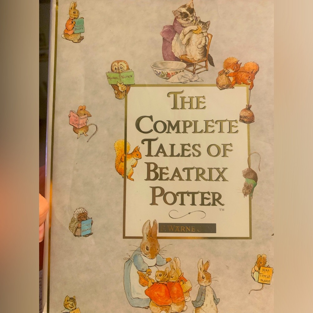 📔”The Complete Tales of Beatrix Potter” Hard Cover Edition🐰🥕🐿️🐱🐭🌳